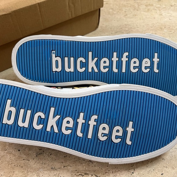 Bucketfeet-Ramen Noodles all Over Size 9.5W Women’s Size 8M Mens - Picture 7 of 11